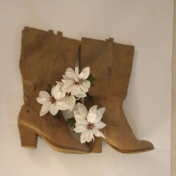 🆕👢Makalu Goli Heeled Riding Boots - Tan - Picture 1 of 5